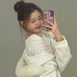 Jeong Saebi gallery image