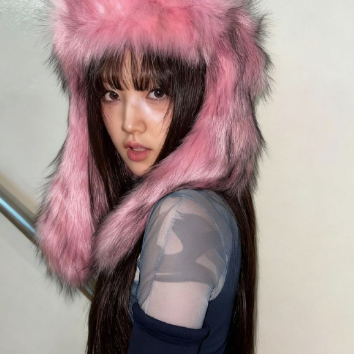 Kim gallery image