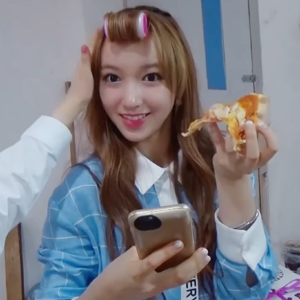 Cheng Xiao gallery image