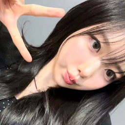 YunSeo gallery image