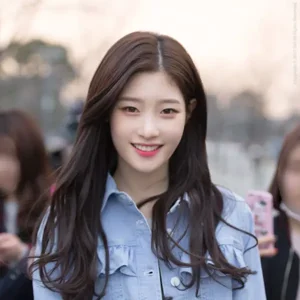 Chaeyeon gallery image