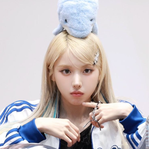 Jiwoo gallery image