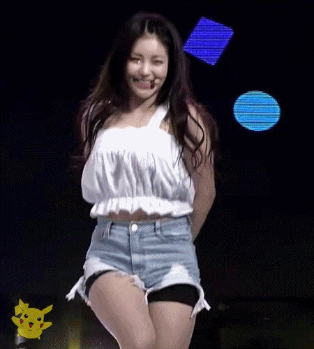 Yujeong gif