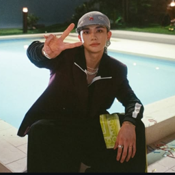 Hyunjin gallery image