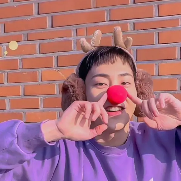 Xiumin gallery image