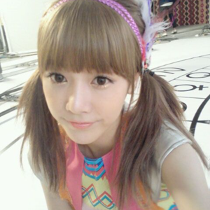 Soyeon gallery image