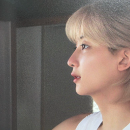 Jeonghan gallery image