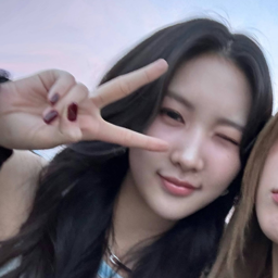 Yeonjung gallery image