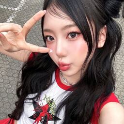 YunSeo gallery image