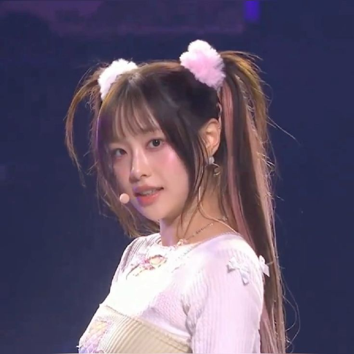 Chuu gallery image