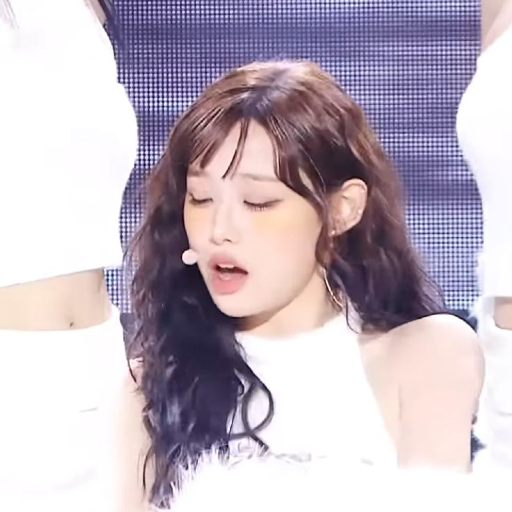 Chuu gallery image