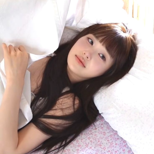 Chuu gallery image