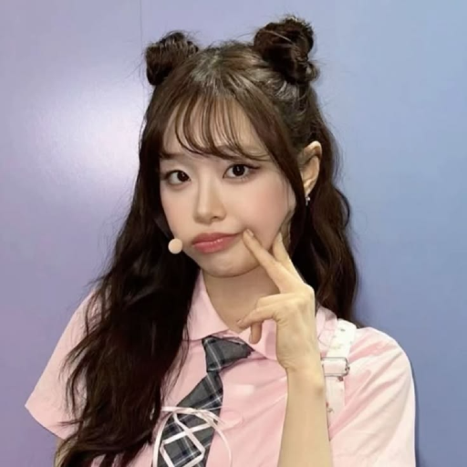 Chuu gallery image