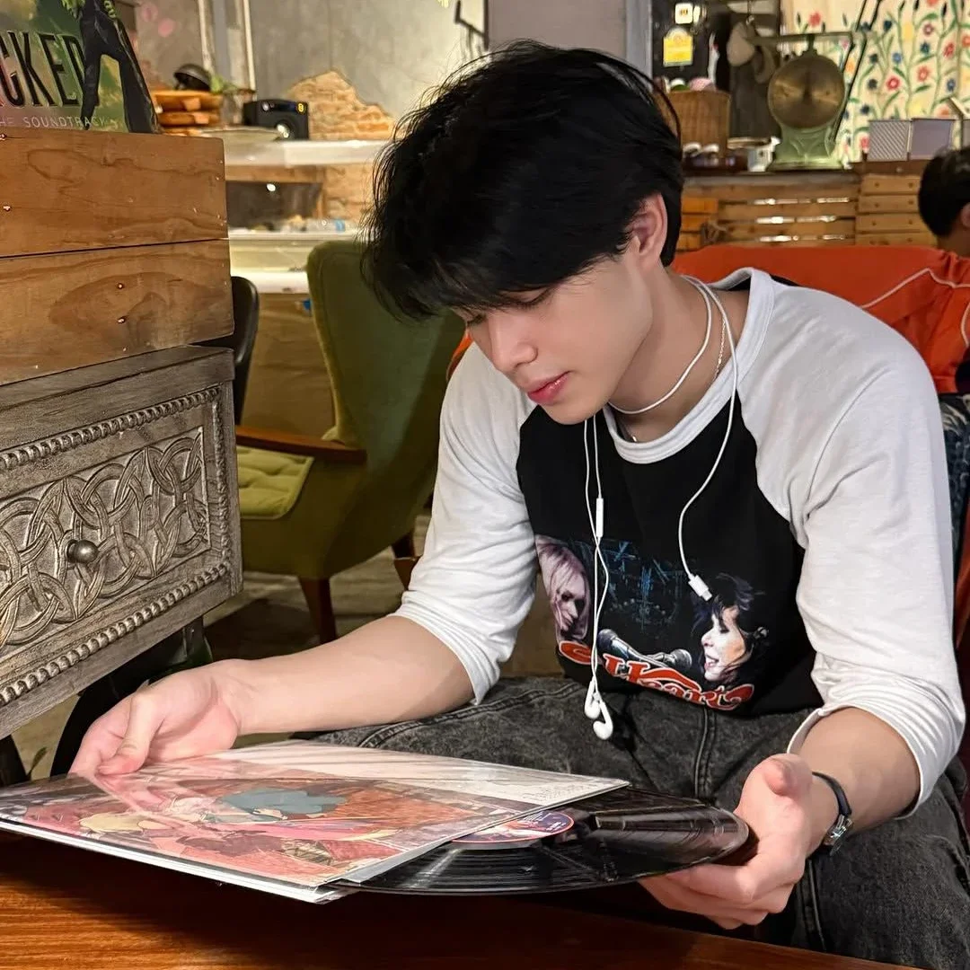 Aungpao gallery image