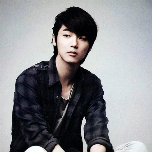 Kang Minhyuk gallery image