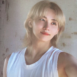 Jeonghan gallery image