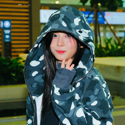 Sullyoon gallery image