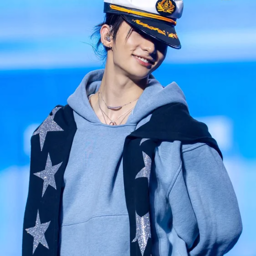 Hyunjin gallery image