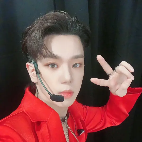 Kim Byeongkwan galerijafbeelding