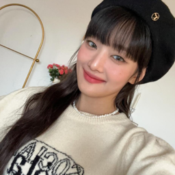 Minnie gallery image