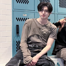 Sunghoon gallery image