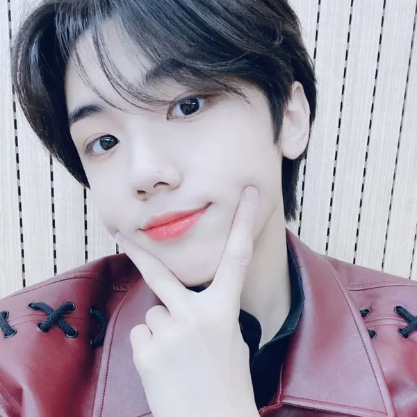 Seongmin gallery image