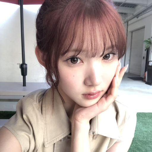Jiwoo gallery image