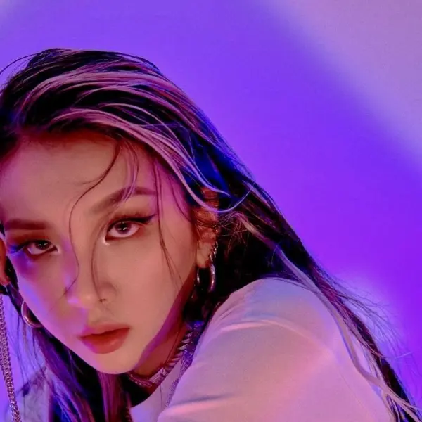 Jeon Jiwoo gallery image