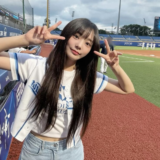 Siyeon gallery image