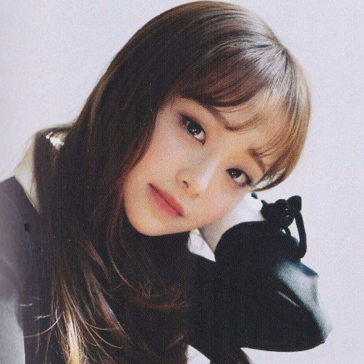 Chuu gallery image