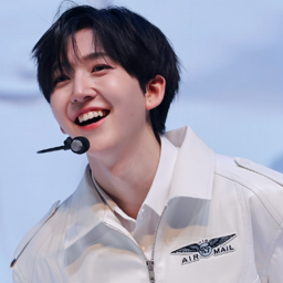 Donghyeon gallery image