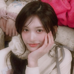 Leeseo gallery image