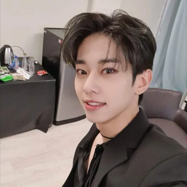 Donghyun gallery image