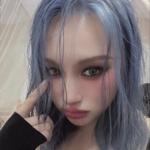 Siyeon gallery image