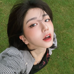 Park SoHyun gallery image