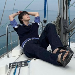 Doyoung gallery image