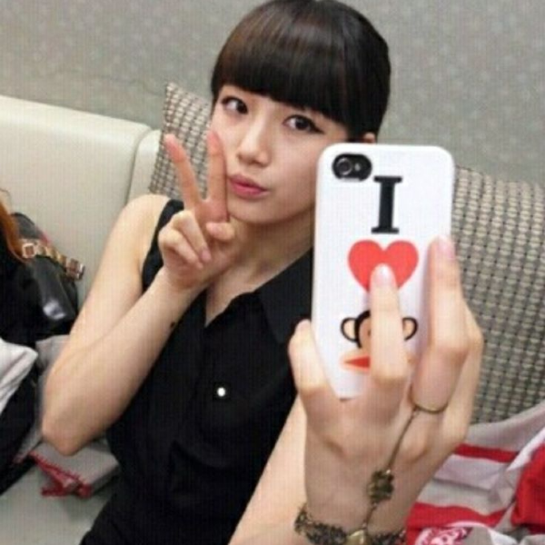 Gambar galeri Suzy