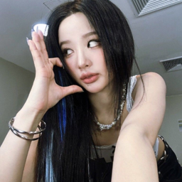 Chloe Young gallery image