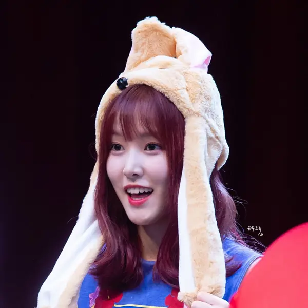 Yuju gallery image