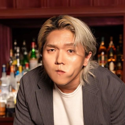 Huckle gallery image