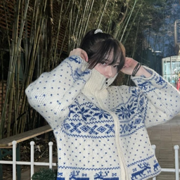 Chanelle Moon gallery image