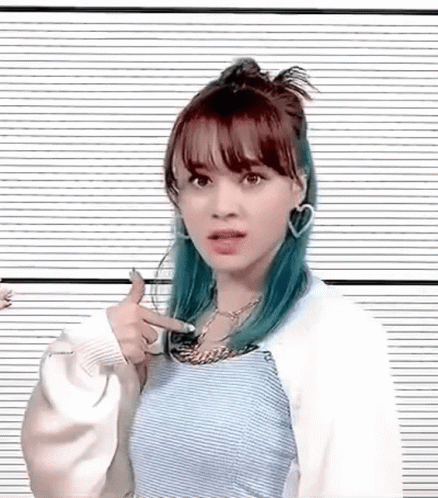 Nina GIF