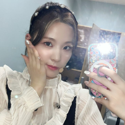 Seline gallery image