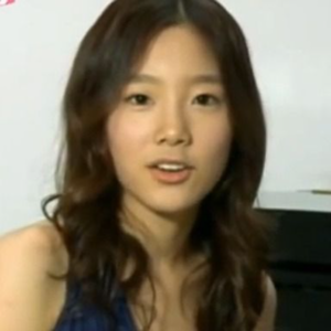 Taeyeon gallery image
