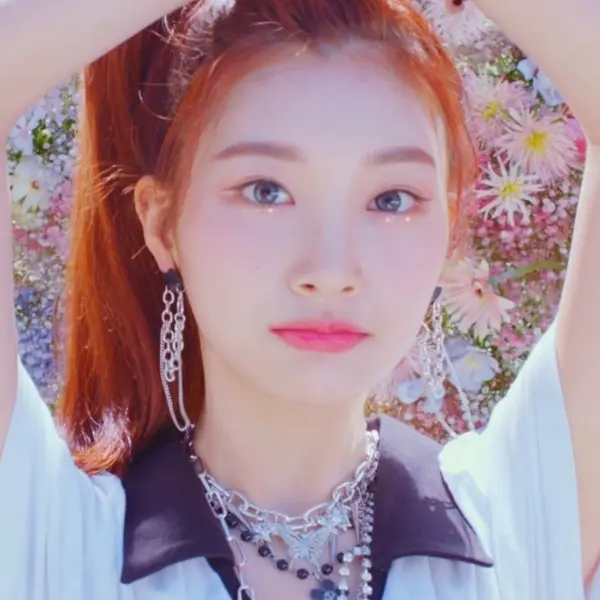 Minseo gallery image