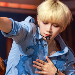 Yeosang gallery image