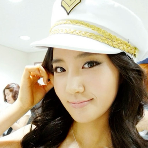 Larawan sa gallery ni Yuri