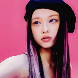 Haerin gallery image