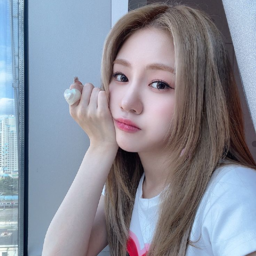 Dahyun gallery image