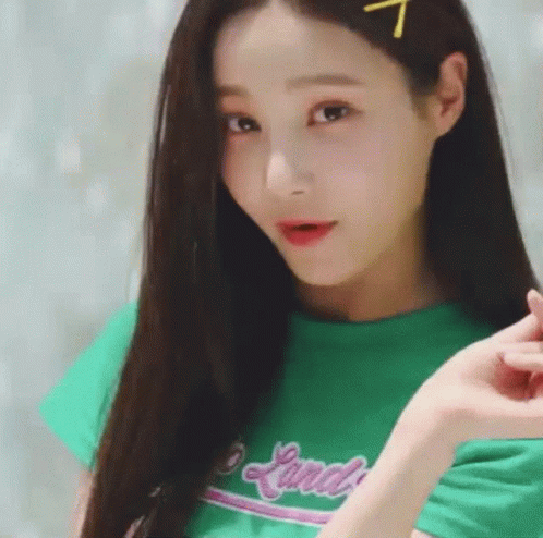 Yeonwoo gif